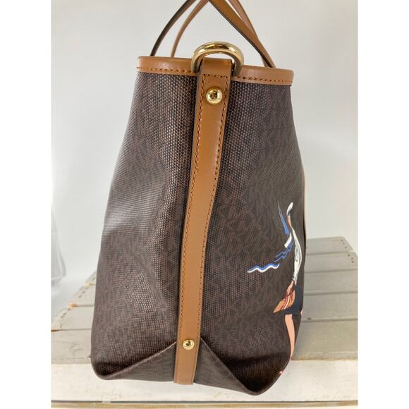 MICHAEL KORS, EXTRA LARGE SIGNATURE PVC LEATHER TOTE BAG - Picture 5 of 14